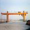 45 Ton overspant 35m Op rails gemonteerde Brug Crane Used In Port voor het Opheffen van Containers